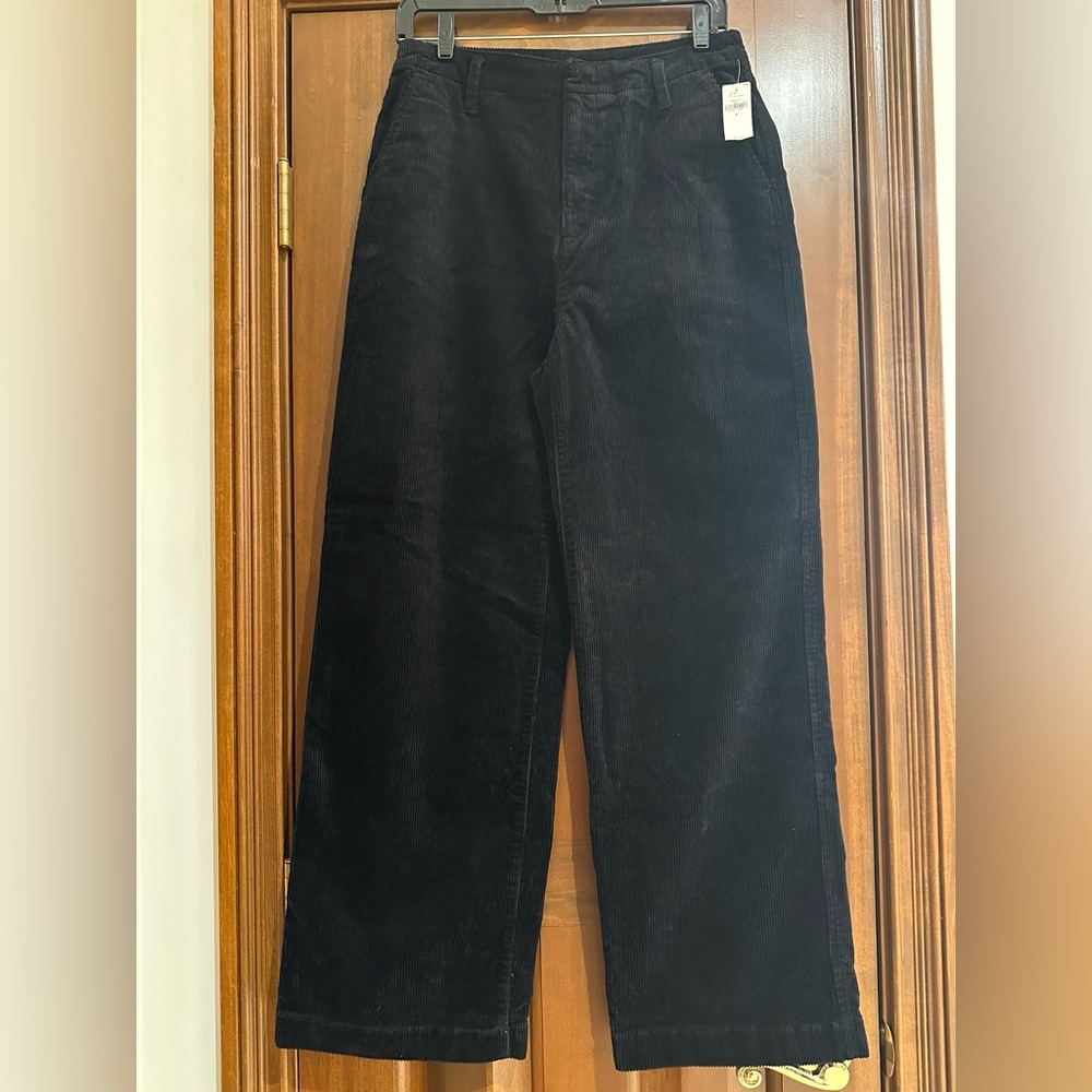 GAP Women’s Black Corduroy Trousers Sz 4